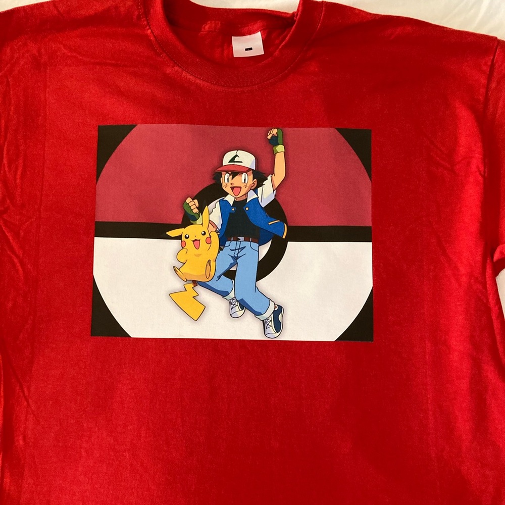Men’s Pokémon custom tee size large